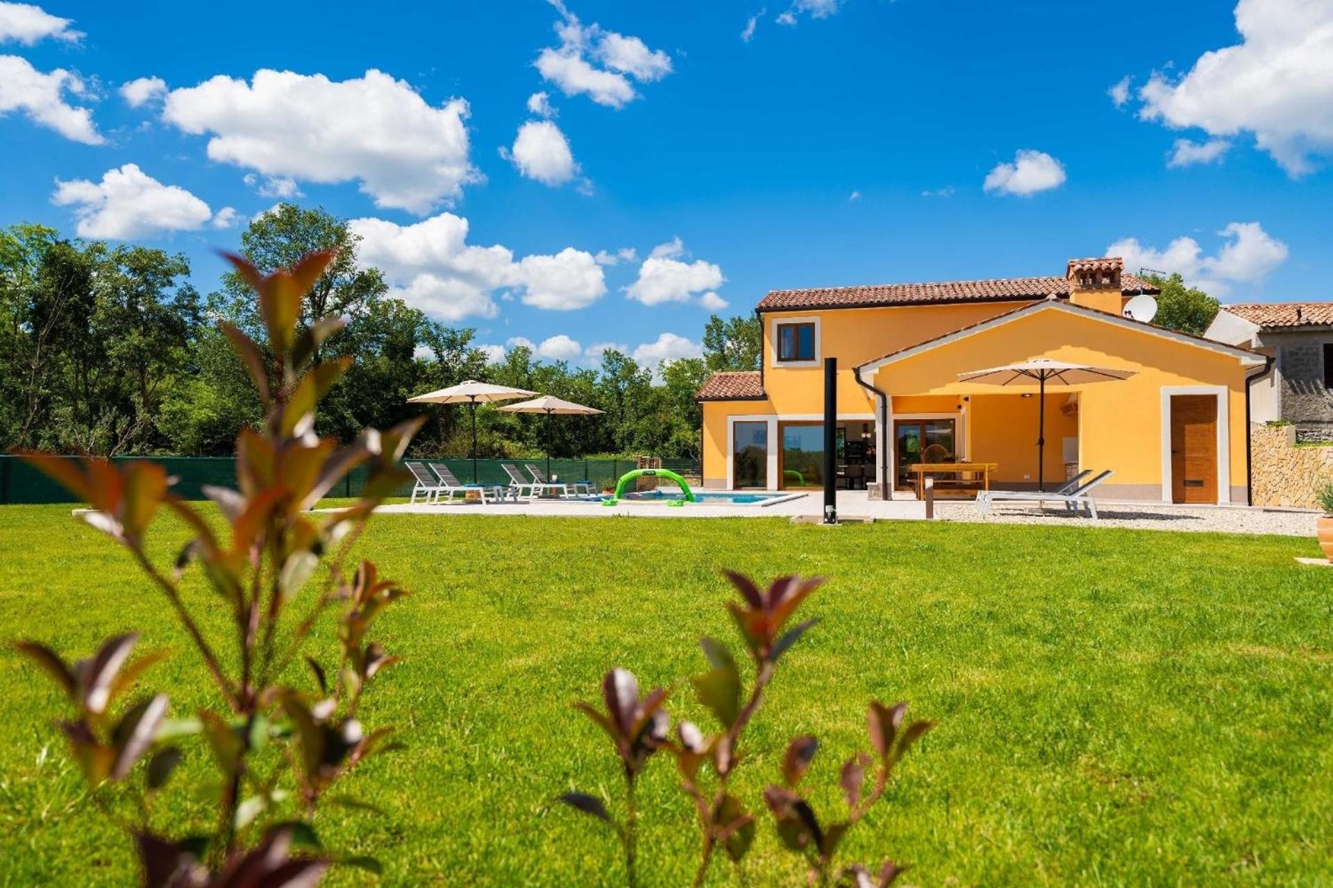 Villa Ana Lucija لابين المظهر الخارجي الصورة